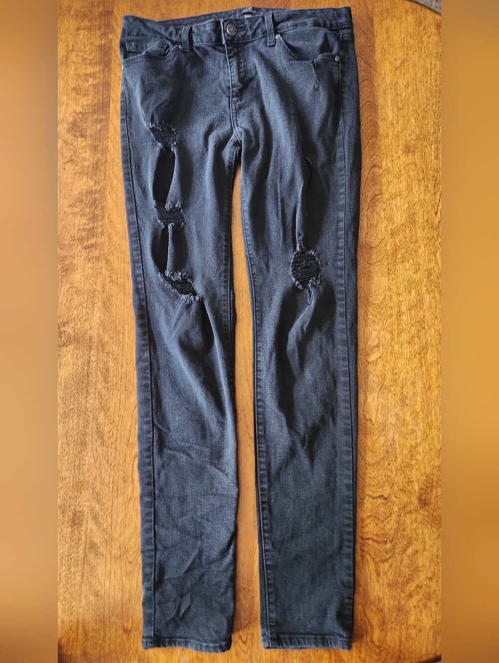 Just Black Distressed Skinny Jeans Size 30 GUC